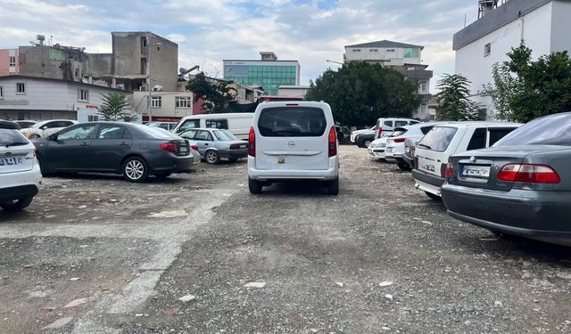 Osmaniye'de Sürücüler Boş Arazilere ve Taşlık Alanlara Sığınıyor