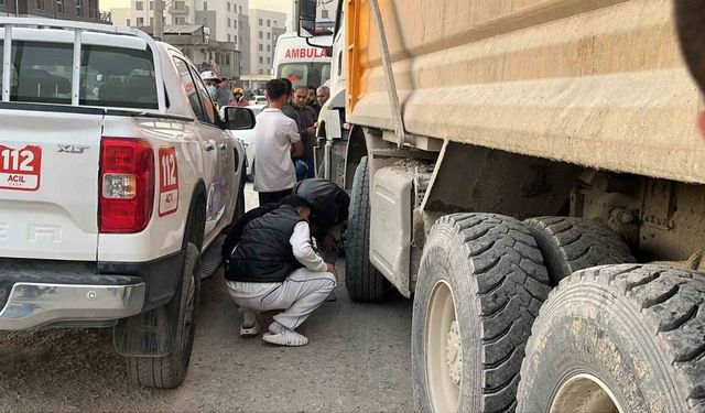Hafriyat Kamyonunun Altında Kalan Motosiklet Sürücüsü Hayatını Kaybetti