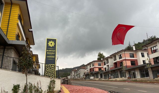 Osmaniye Hasanbeyli'de Devlet Bahçeli Caddesi'nin Yeni Hali Yüz Güldürdü