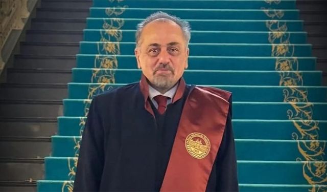 SÜRHAT MÜNİROĞLU KİMDİR, kaç yaşında, nereli? Yeni MHK Başkan adayı Sürhat Müniroğlu hangi takımı tutuyor, hangi görevlerde bulundu?