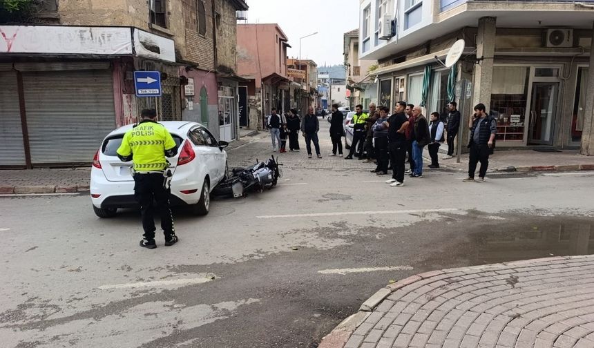 Osmaniye’de Motosiklet ile Otomobil Çarpıştı: 1 Yaralı