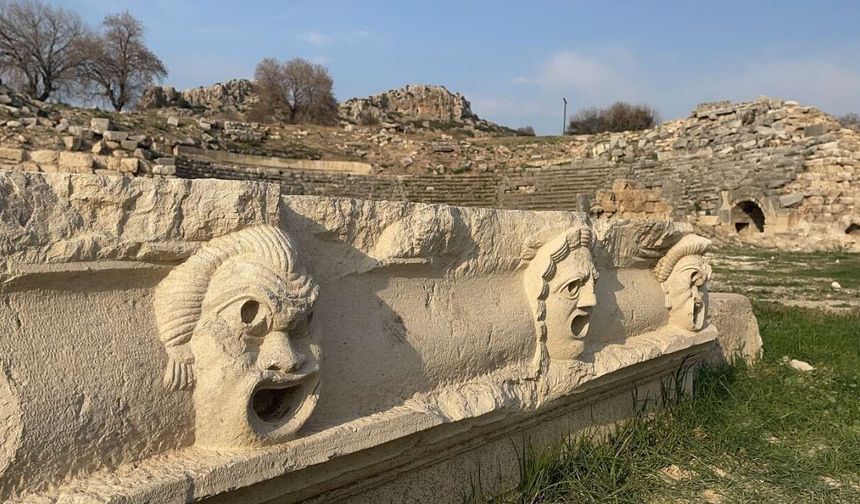 Osmaniye’nin En Eski Tarihi Adresi! Görenleri Geçmişe Götürüyor