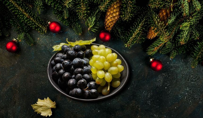 12 üzüm ritüeli nedir? 12 üzüm ritüeli hangi renk üzüm ile yapılır?