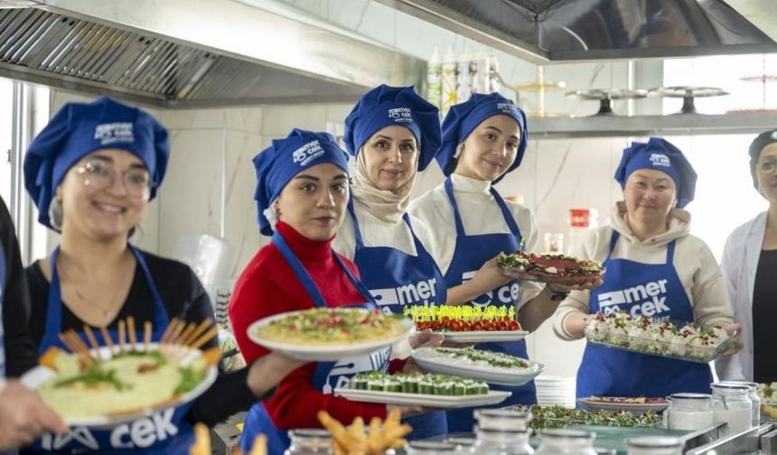 MERCEK’te Yılbaşı Atölyeleriyle Yeni Yıla Renkli Hazırlık