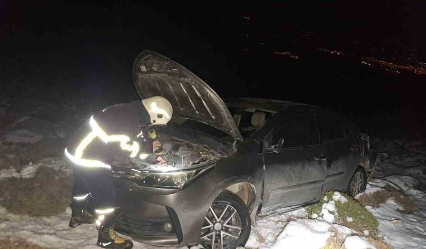 Belen’de Otomobil Arazide Takla Attı: 2 Kişi Yaralandı