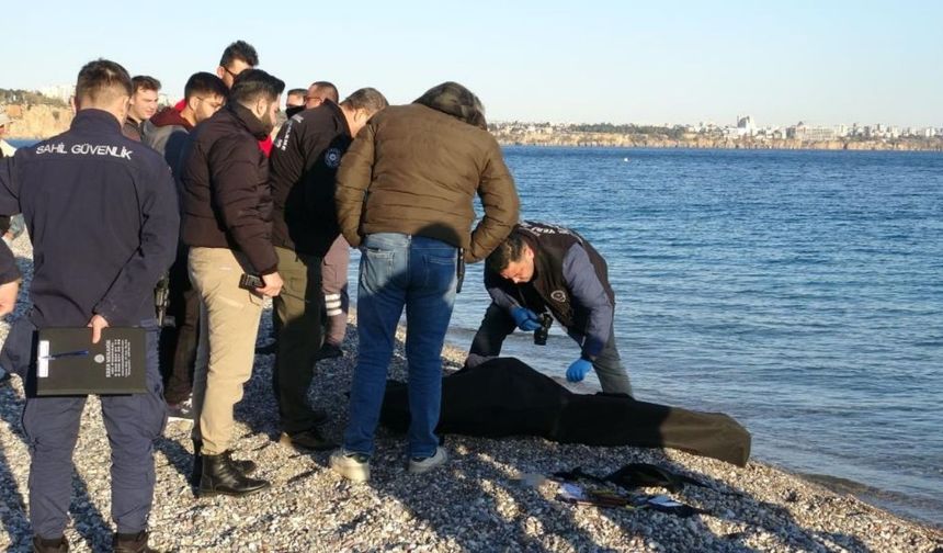 Antalya'da İnanılmaz Olay: Oltaya Balık Değil Ceset Takıldı!
