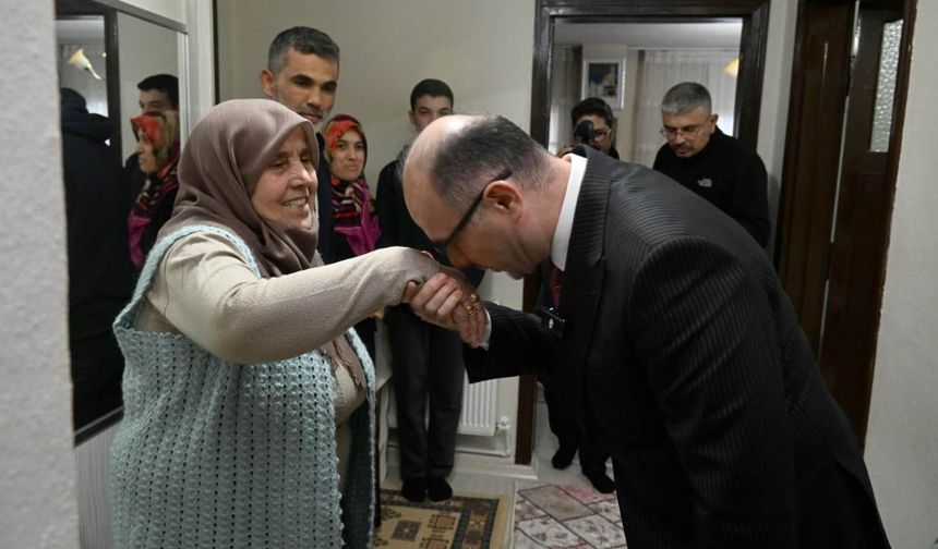 Osmaniye Valisi’nden İlk Selam Şehit Ailelerine