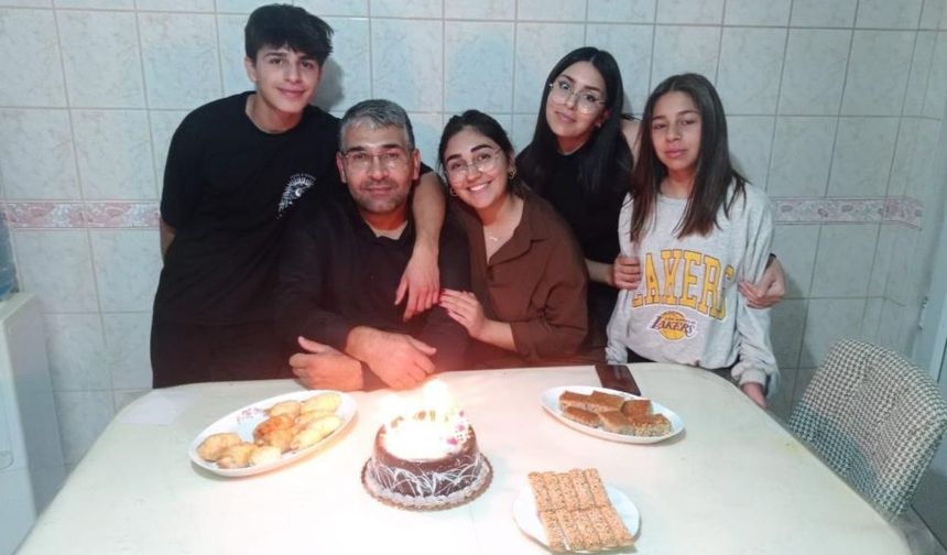 04.17’de mezar başında umut nöbeti: 3 yıldır kayıp kızını arıyor