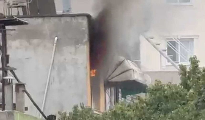 Adana Kozan’da ev yangını Tufanpaşa Mahallesi’nde korku dolu anlar