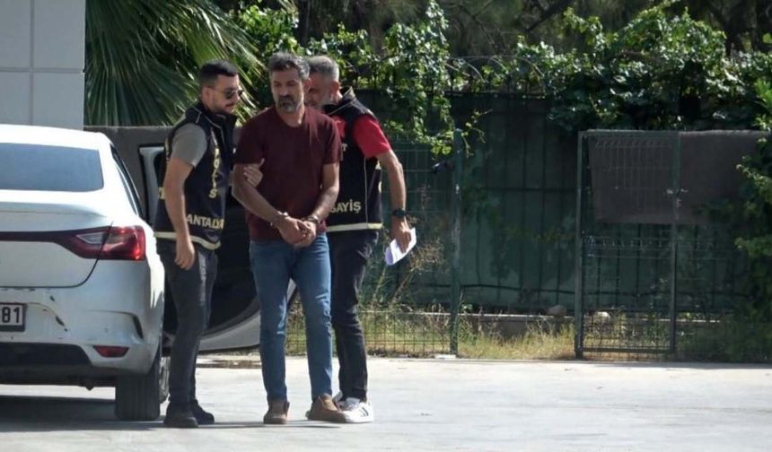 Antalya'da Eski Eşini Eşarpla Boğdu, "Haberiniz Olsun" Diyerek Teslim Oldu