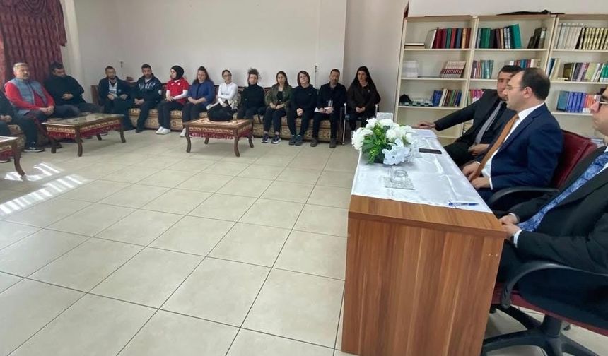 Kadirli’de Sporun Geleceği Masaya Yatırıldı