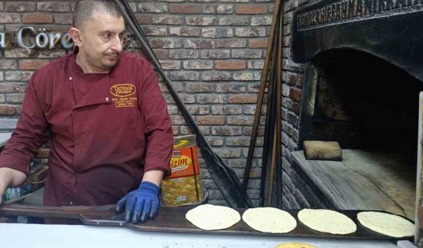 Kahramanmaraş’ın tescilli lezzeti Maraş çöreği Ramazan sofralarını süslüyor