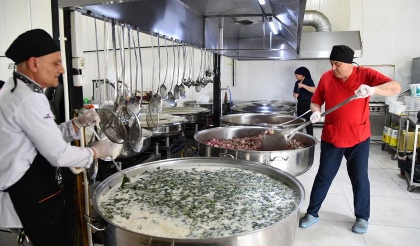 Osmaniye Belediyesi’nden Ramazan’da 10 Bin Kişilik İftar Desteği