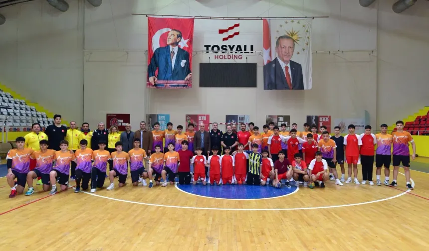 Osmaniye’de 95 Genç Hentbolcu Milli Takım Metodolojisiyle Test Edildi