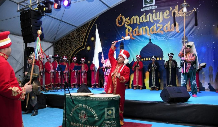 Osmaniye’de Mehter Yürüyüşü ve Ramazan Çarşısı Coşkusu