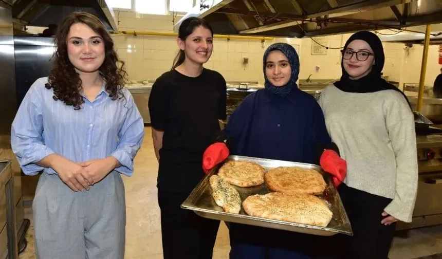 Osmaniye’de Yurt Öğrencileri Ramazan’ın Manevi Atmosferini Etkinliklerle Yaşıyor
