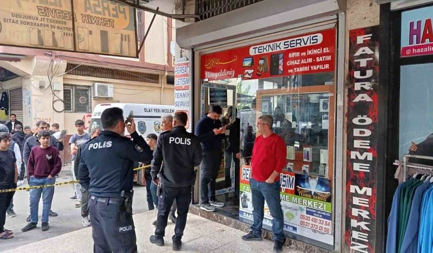 Adana’da cep telefonu bayisine silahlı saldırı