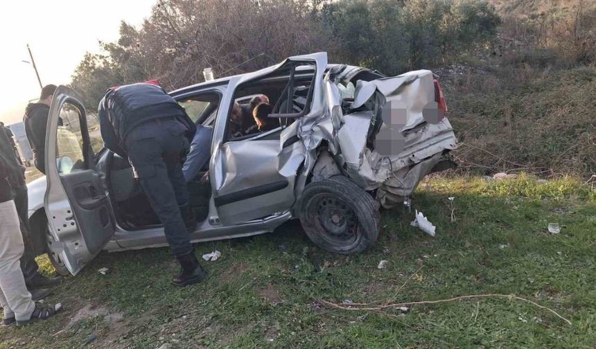 Düziçi’nde Trafik Kazası: Minibüs ile Otomobil Çarpıştı, 2 Yaralı