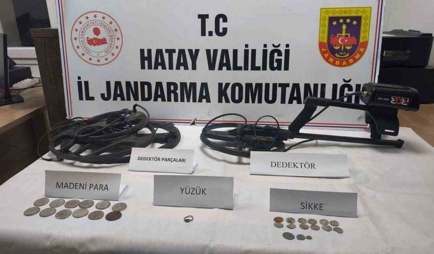 Hatay’da tarihi eser operasyonu: Sikke ve yüzük ele geçirildi