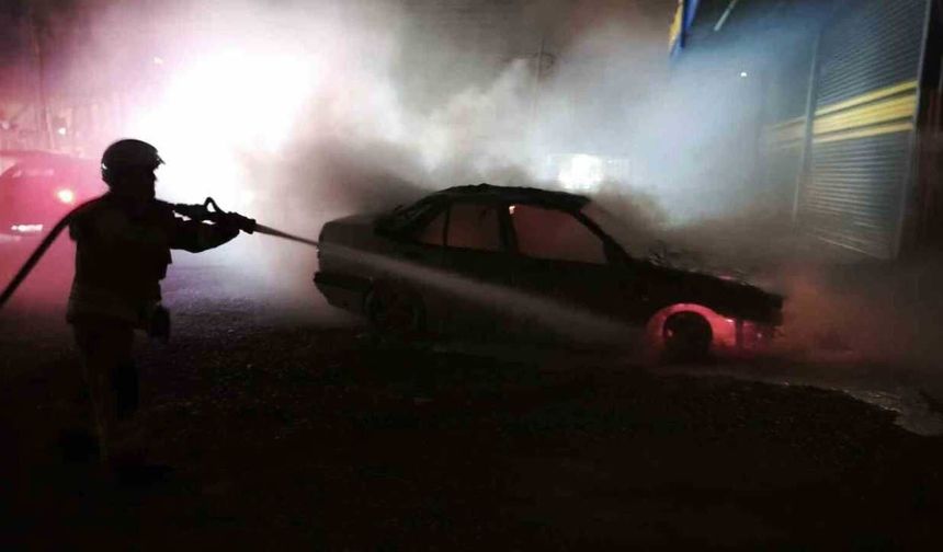 Hatay’da yanan TOFAŞ kullanılmaz hale geldi