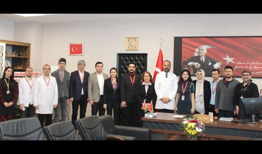Osmaniye Eğitim ve Araştırma Hastanesi’nde Bayram Coşkusu: Başhekim Hakkoymaz’dan Anlamlı Ziyaret