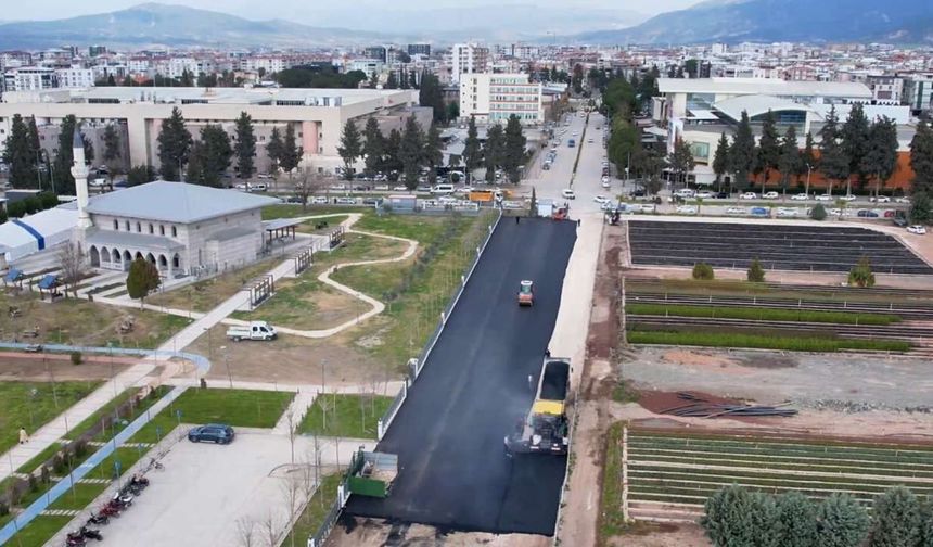 Osmaniye Millet Bahçesi'nde Değişim: Otopark Alanı Baştan Aşağı Yenilendi!