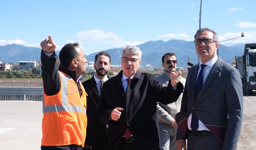 Osmaniye Milletvekili Gülsoy yerinde inceledi! İşte Cevdetiye ve Nohuttepe kavşaklarında son durum!