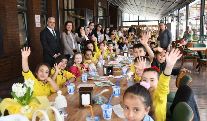 Osmaniye’de Çevre Seferberliği: 5 Bin Atık Pil Toplayan Öğrencilere Pizza Ödülü!