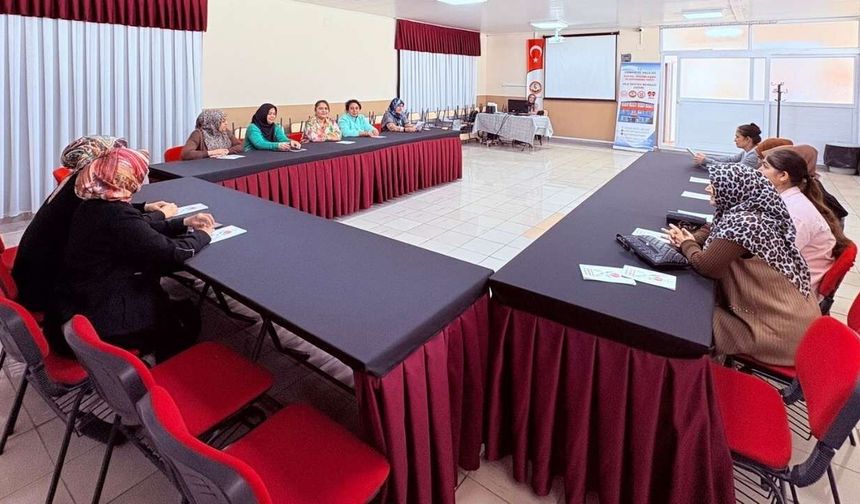 Osmaniye’de Kadınlara “Sağlıklı Nefes” Eğitimi: ADEM Kursiyerleri Bilinçlendirildi