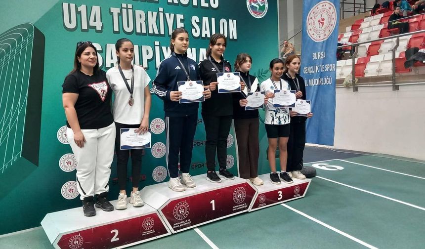 Osmaniyeli Sporcular U14 Türkiye Salon Şampiyonası’nda Gurur Yaşattı