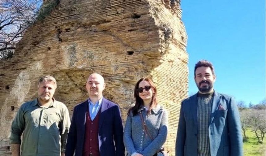 Vali Serdengeçti, Kastabala Antik Kenti’nde İncelemelerde Bulundu