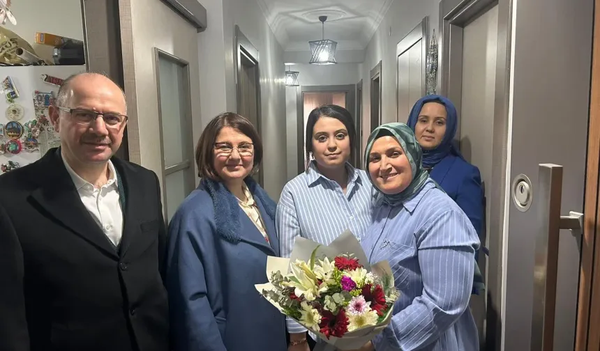 Vali Serdengeçti’den Depremzede Aileye Ramazan’da Vefa Ziyareti