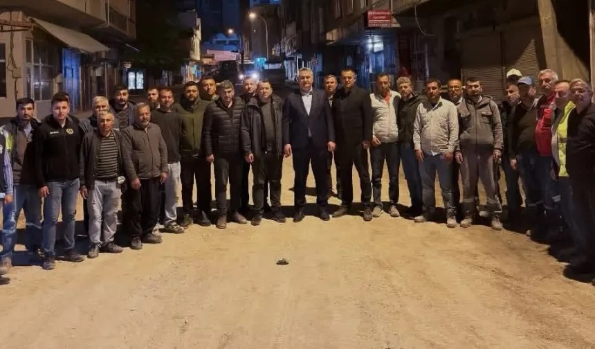 Düziçi'nde Yol Çalışmalarına Mesai Yok!