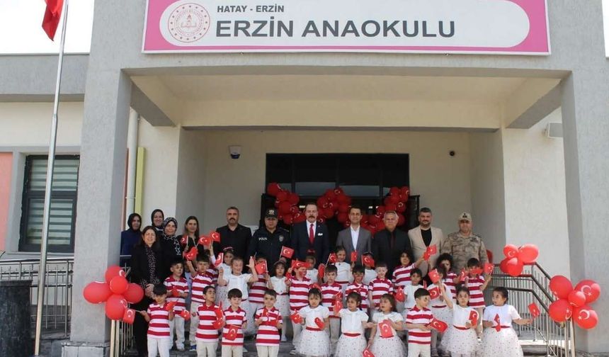 Erzin’de 23 Nisan Kutlamaları Ağaç Dikme Etkinliğiyle Başladı