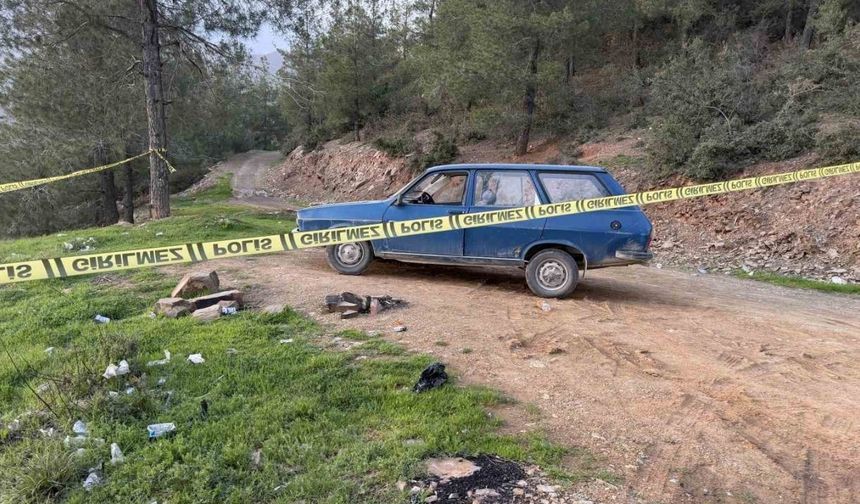 Osmaniye'de Ormanlık Alanda Şüpheli Ölüm: Araçta Erkek Cesedi Bulundu