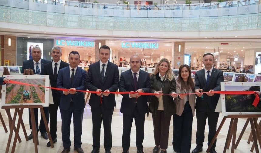 Osmaniye’de "Bereketin Yüzyılı" Rüzgarı: Tarım ve İnsan Fotoğraf Sergisi Açıldı