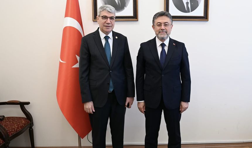 Gülsoy, Bakan Yumaklı ile Osmaniye Projelerini Görüştü