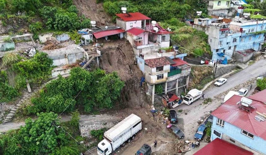 Hatay'da Güvenli Sanılan Ev 15 Yaşındaki Çocuğa Mezar Oldu