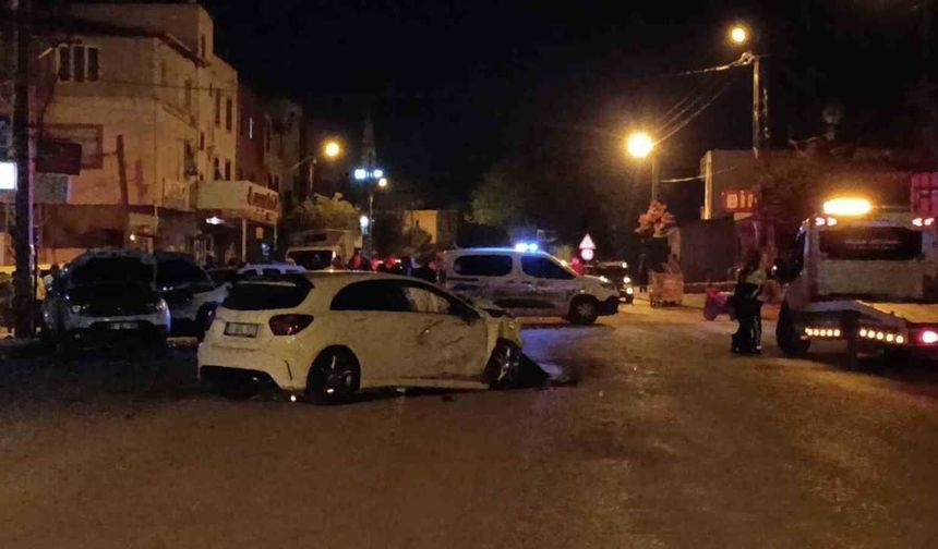 Kozan’da Zincirleme Trafik Kazası: 1 Ölü, 4 Yaralı! Firari Sürücü Aranıyor