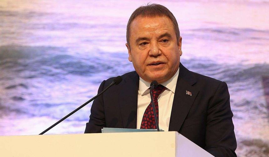 Muhittin Böcek'e Ev Hapsi Çıktı!