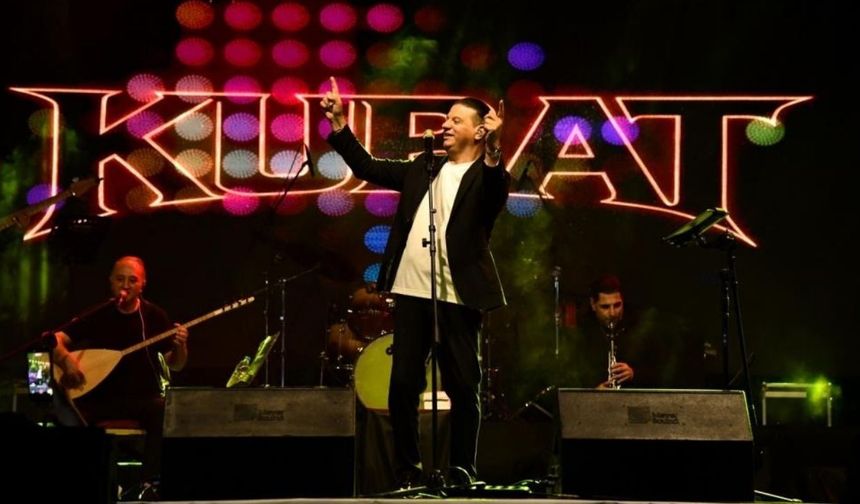 Osmaniye 3. Lezzet Festivali'nde Kubat Rüzgarı Binlerce Kişi Türkülerle Coştu!