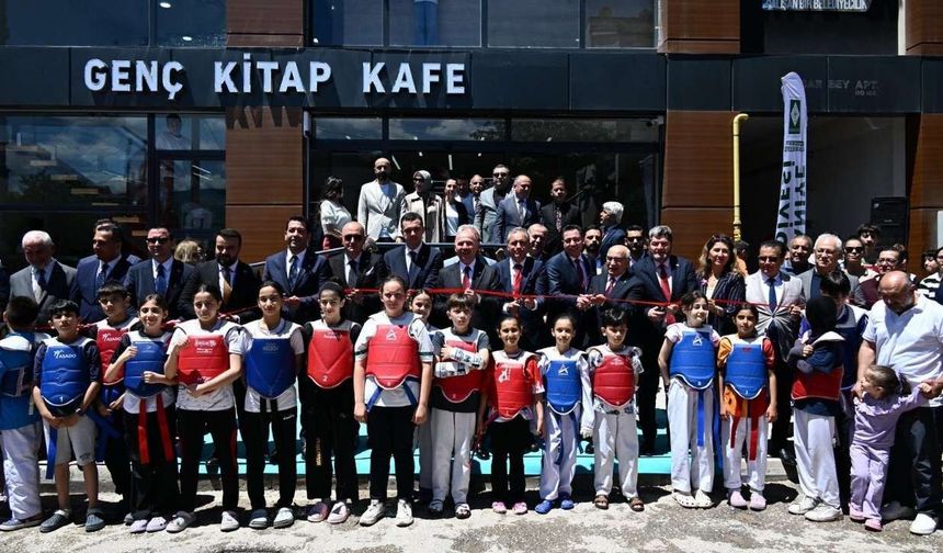 Osmaniye’de gençlere 19 Mayıs jesti!