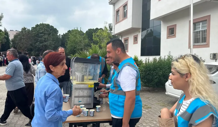 AK Parti Gençlik Kolları'ndan LGS Adaylarına Moral Desteği
