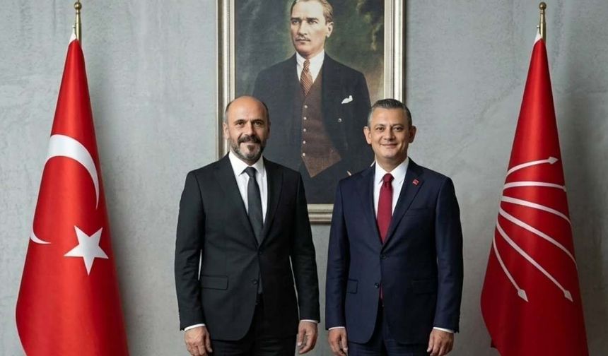 CHP'li Özener'den Yeni Parti Sinyali