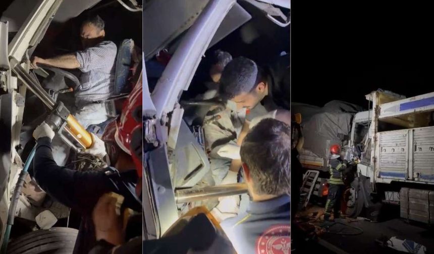 Emniyet Şeridindeki Kamyona Çarpan Sürücü Kabinde Sıkıştı