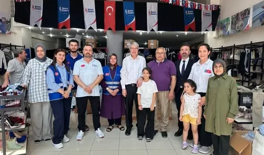 Gülsoy’dan Deniz Feneri’ne Ziyaret