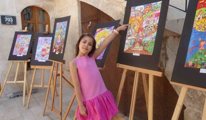 Hataylı Minik Ressam Dünyaya Açıldı
