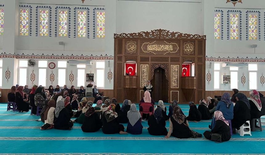 Osmaniye'de Ailelere Dijital Çağ Uyarısı!