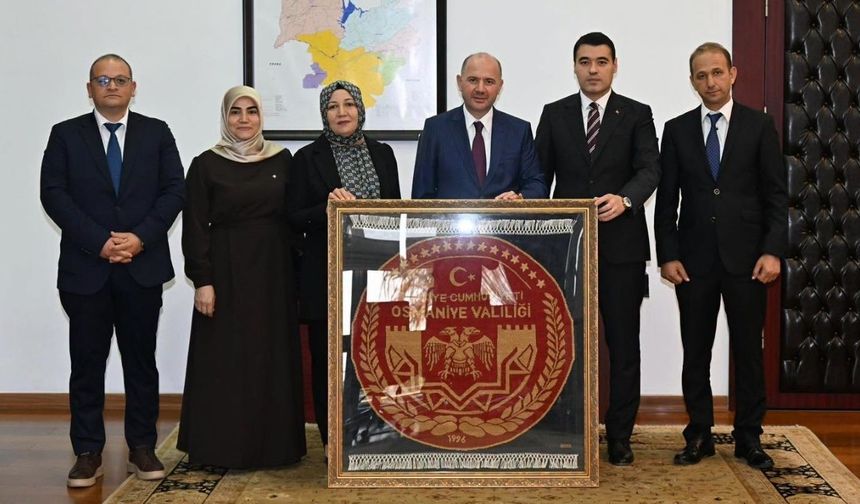 Osmaniye Valiliği'nin Yeni Logosu Kilime Dokundu