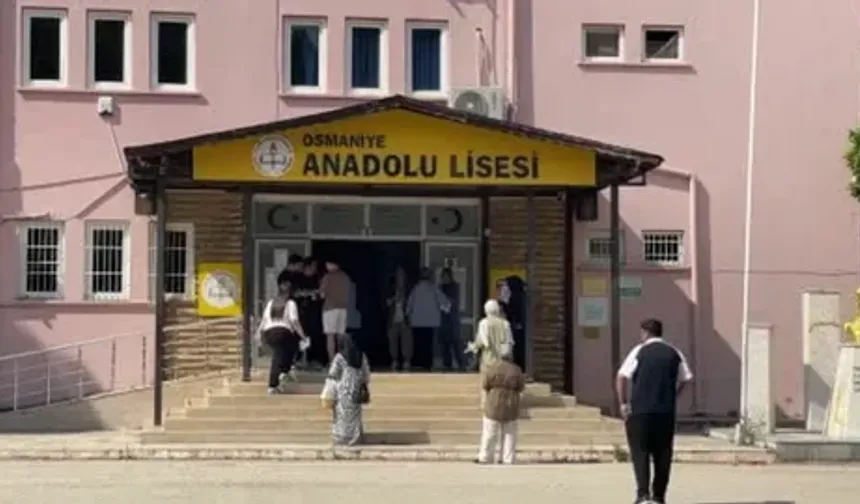 Osmaniye'de AYT Sınavına Geç Kalan Aday Sınava Alınmadı